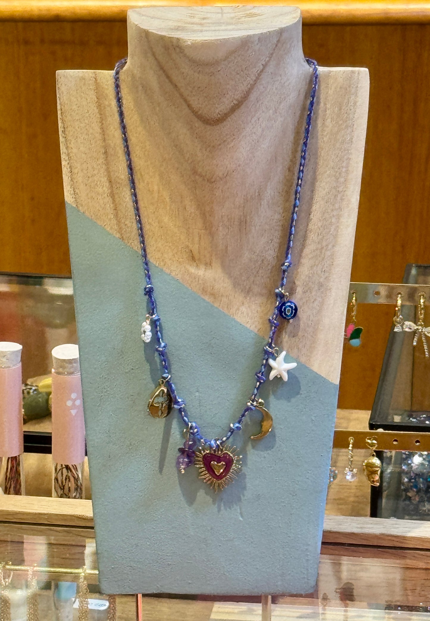 Collier Paros