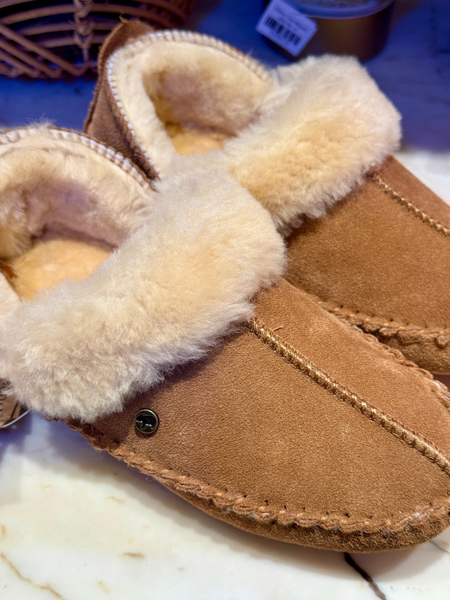 Boots Barnie