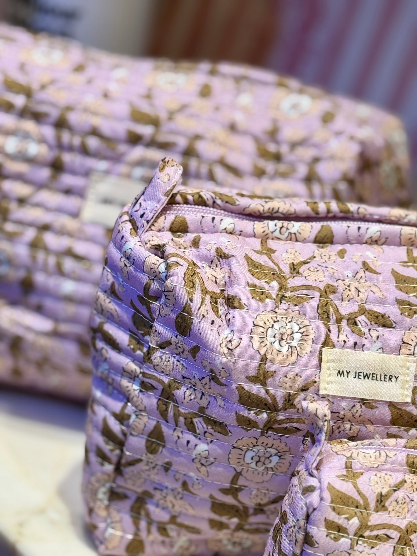 Les Pochettes Indie mauve
