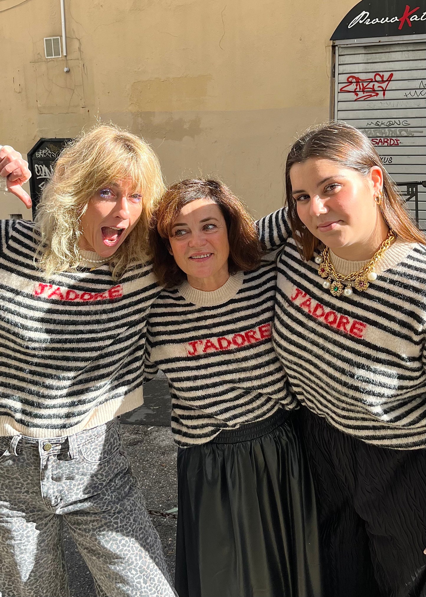 Pull J'Adore