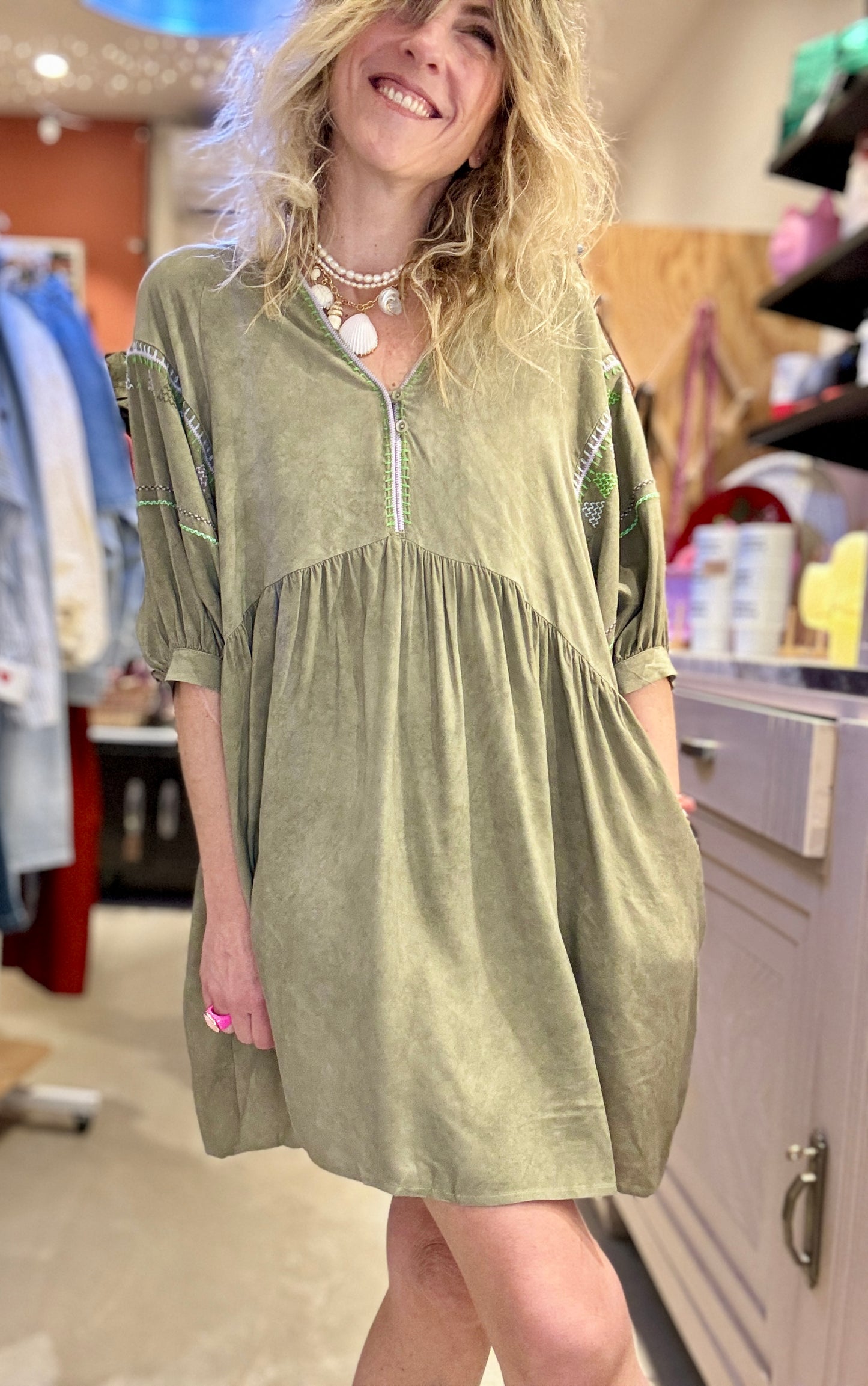 Robe Greta