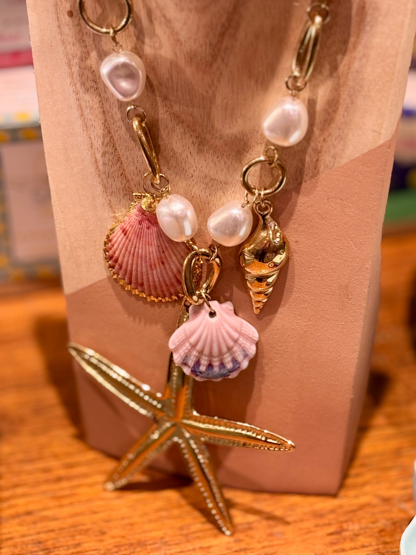 Collier Ariel