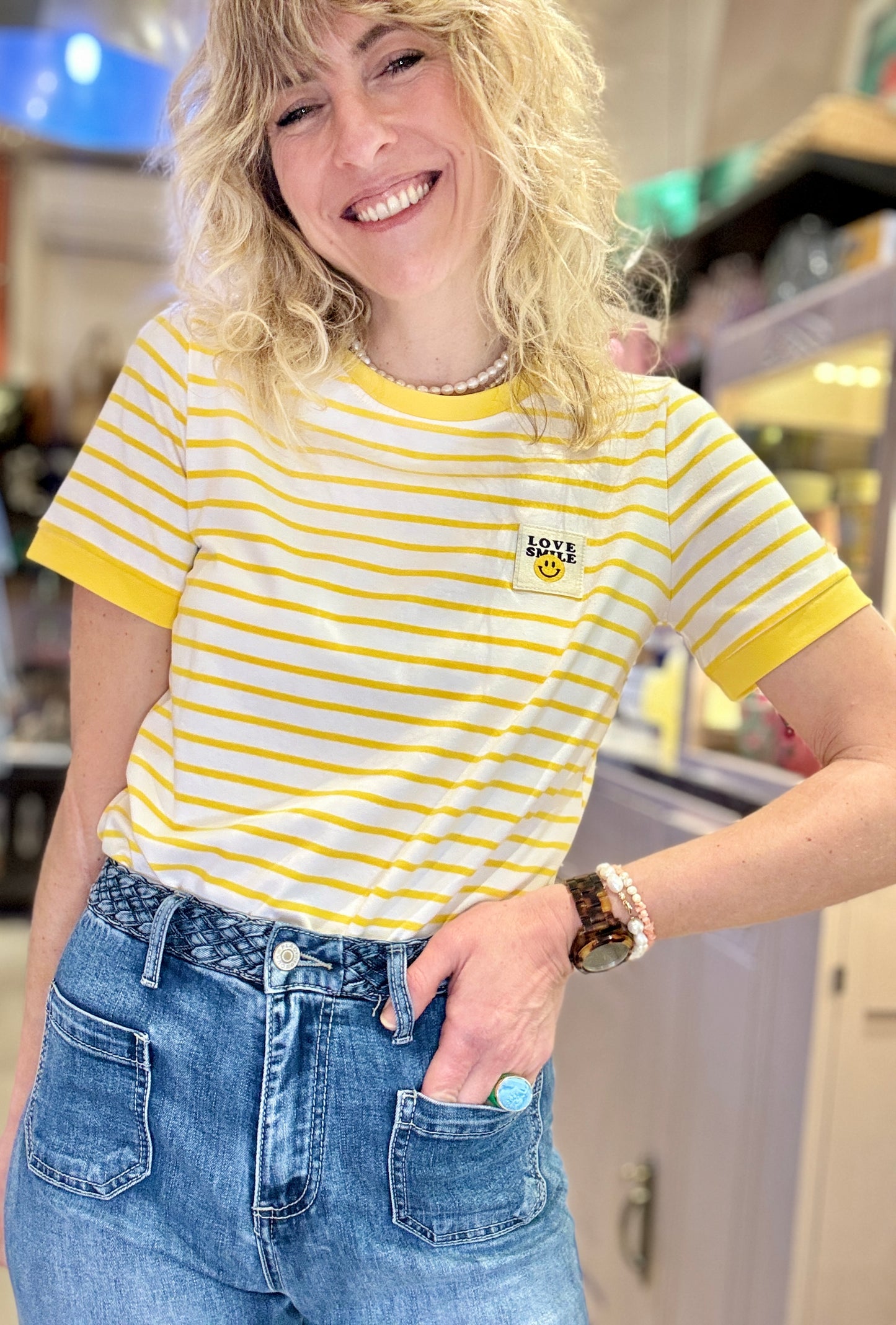 T-shirt Love Smile jaune