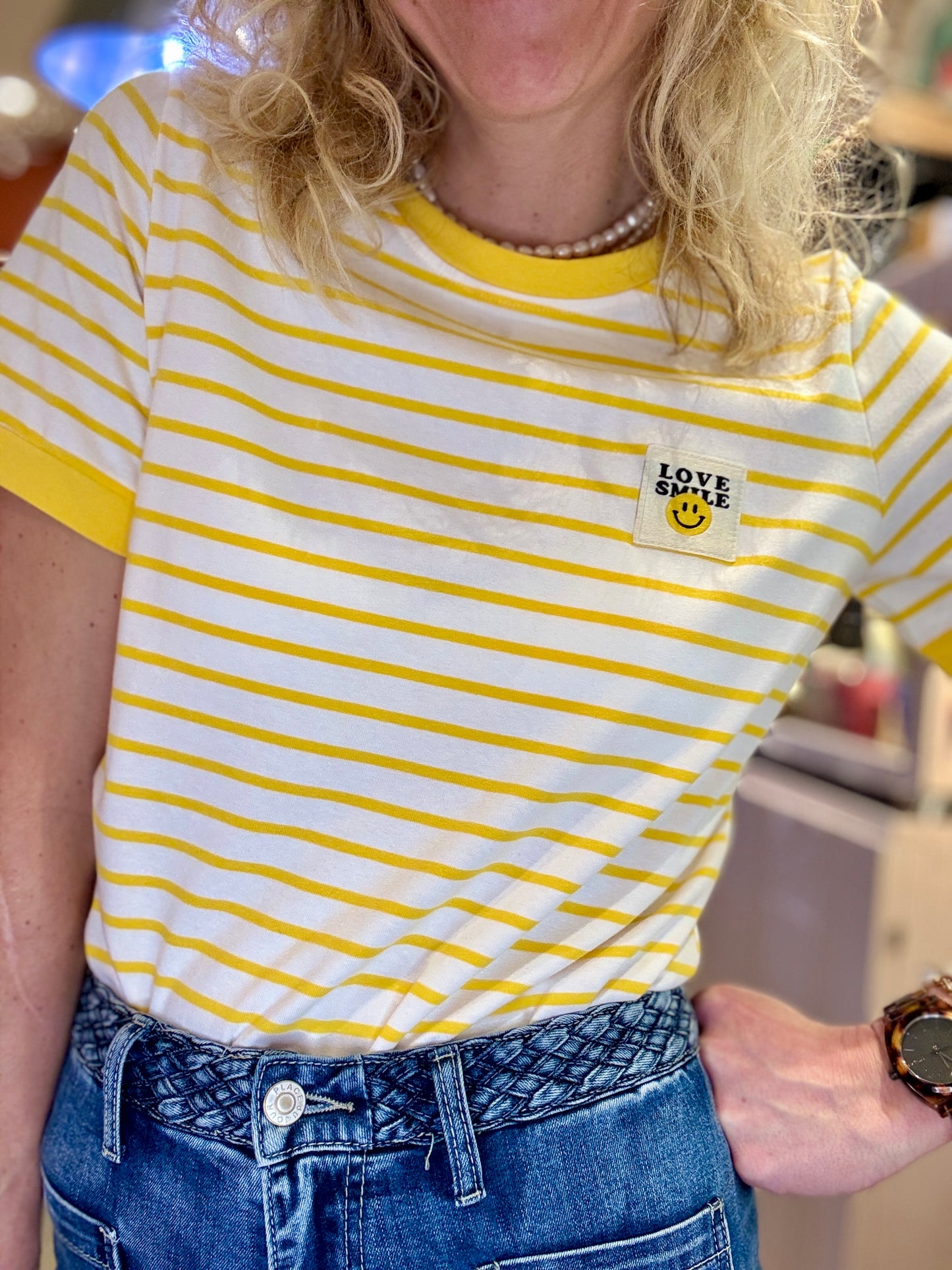 T-shirt Love Smile jaune