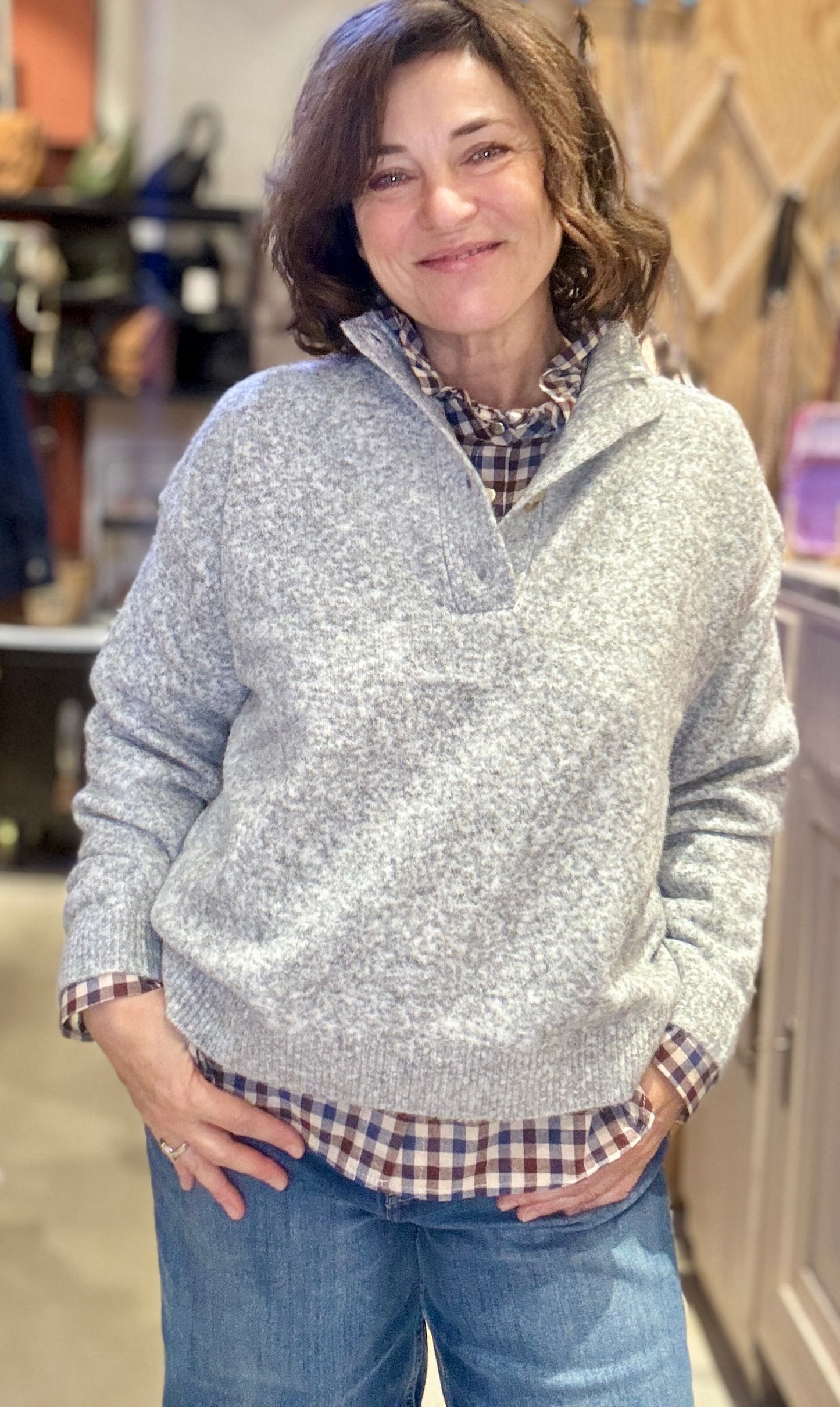 Pull Tinky Winky gris