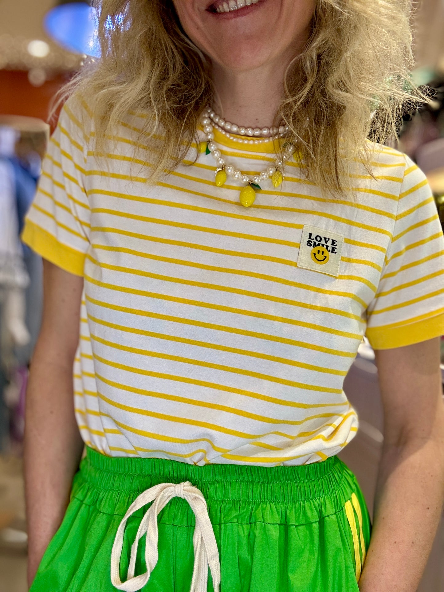 T-shirt Love Smile jaune