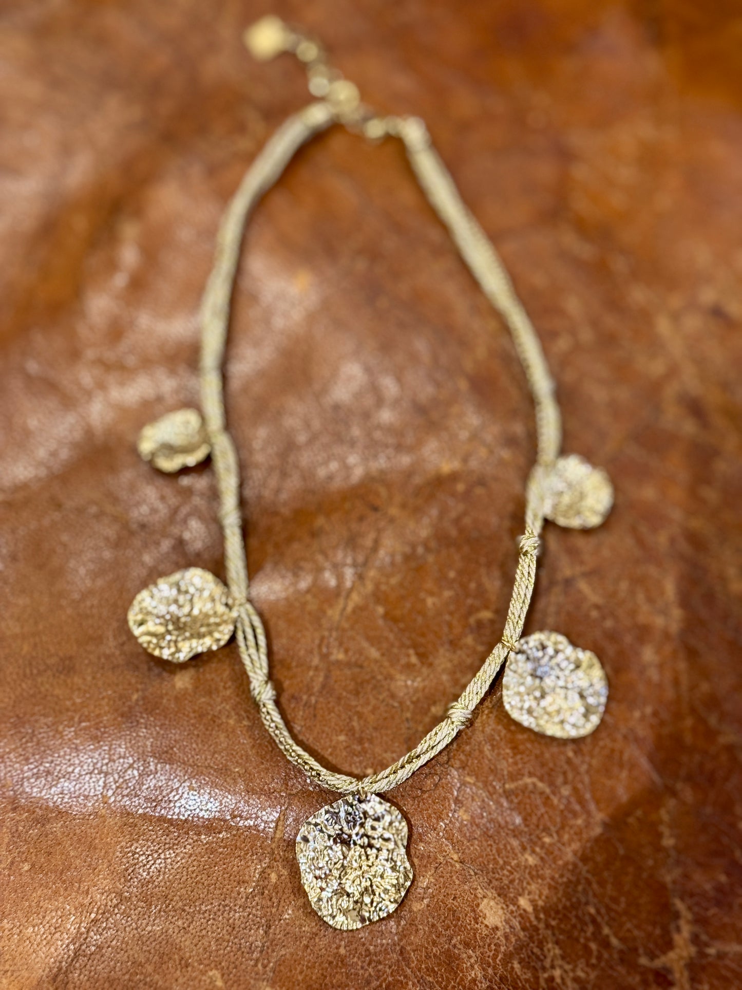 Collier Chips