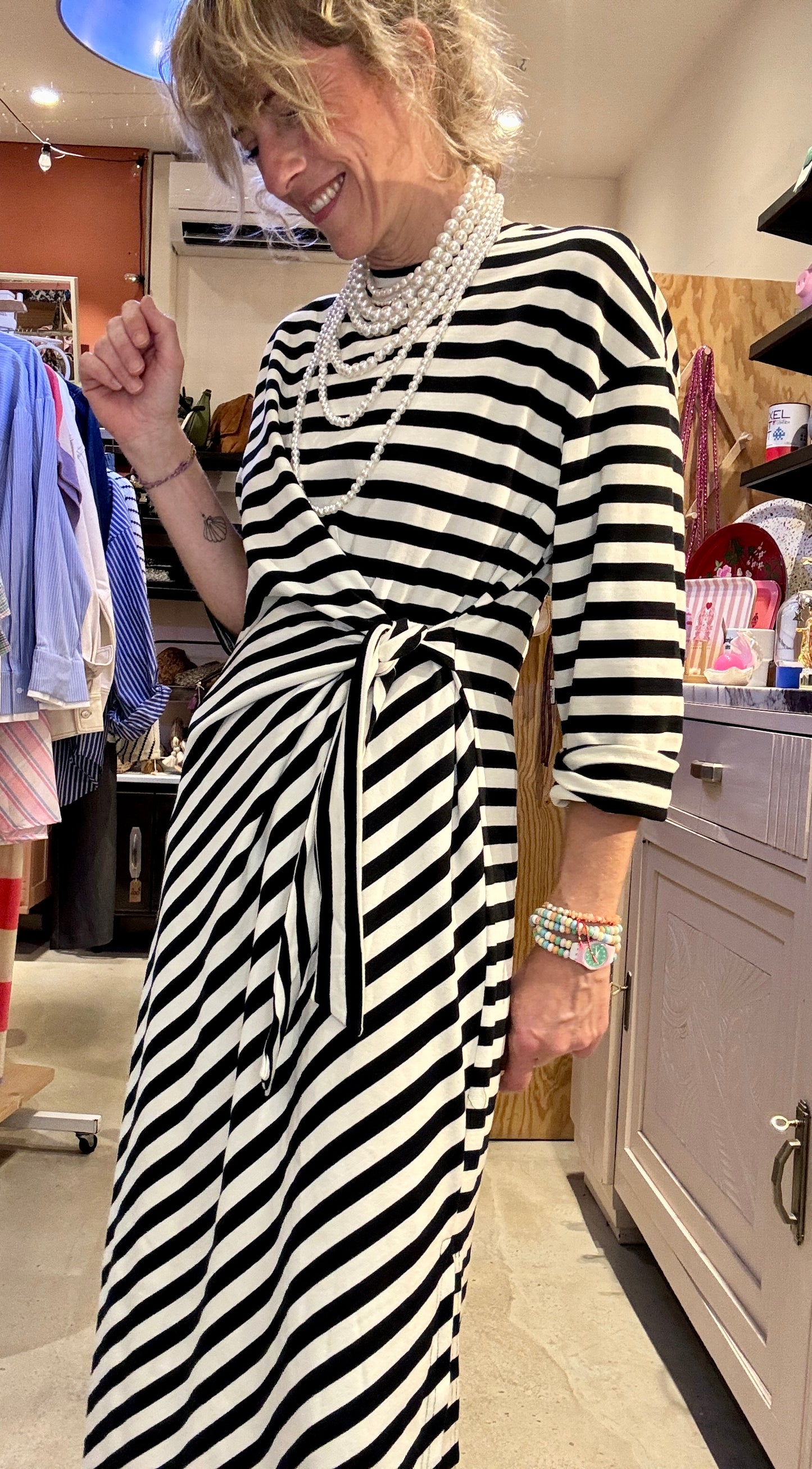 Robe Olive rayée noire