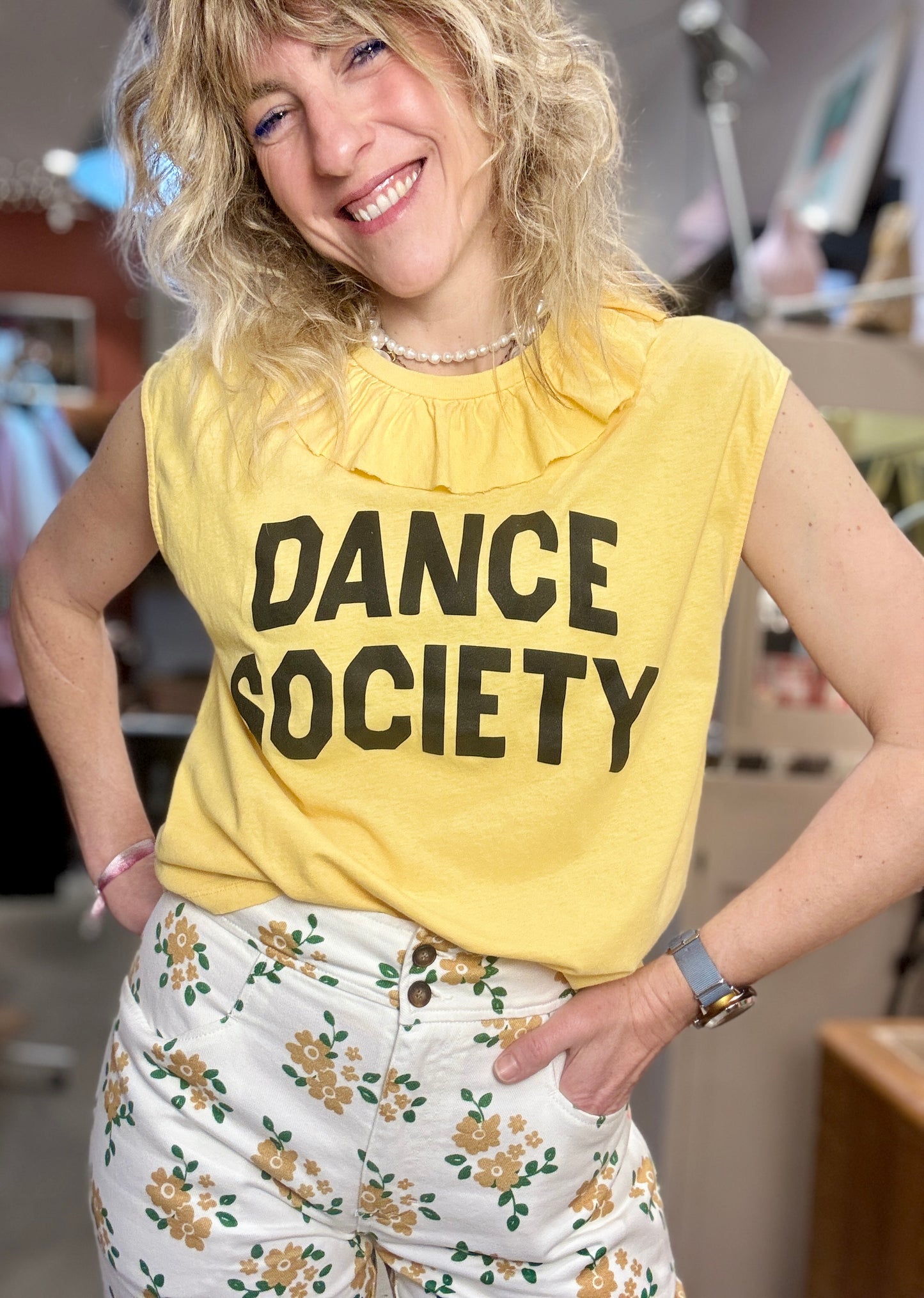 T-shirt Dance Society