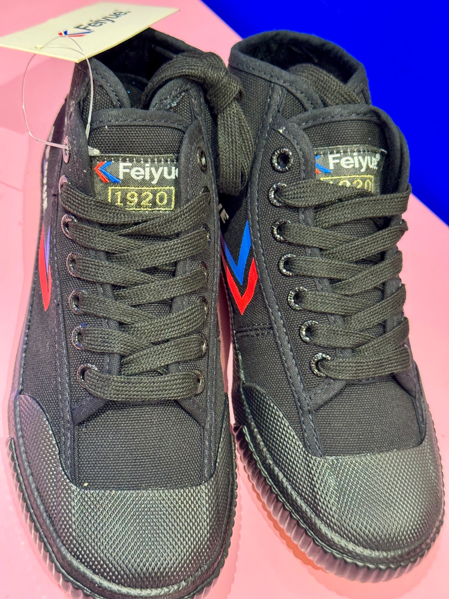 Feiyue Lo Mid noires