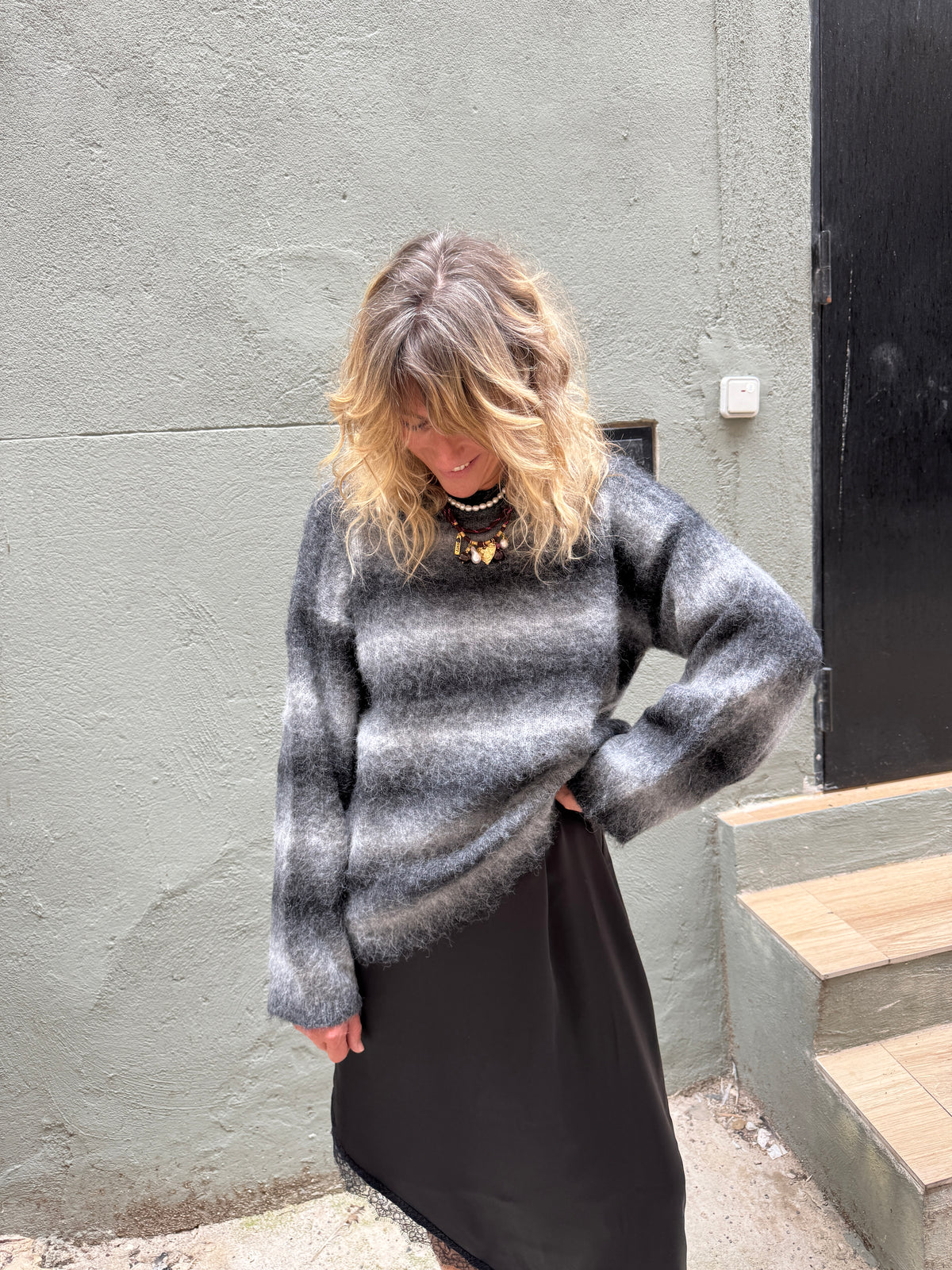 Pull Catherine Lara