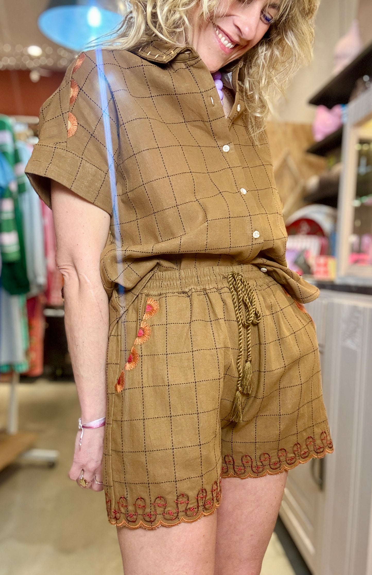Short Carlotta