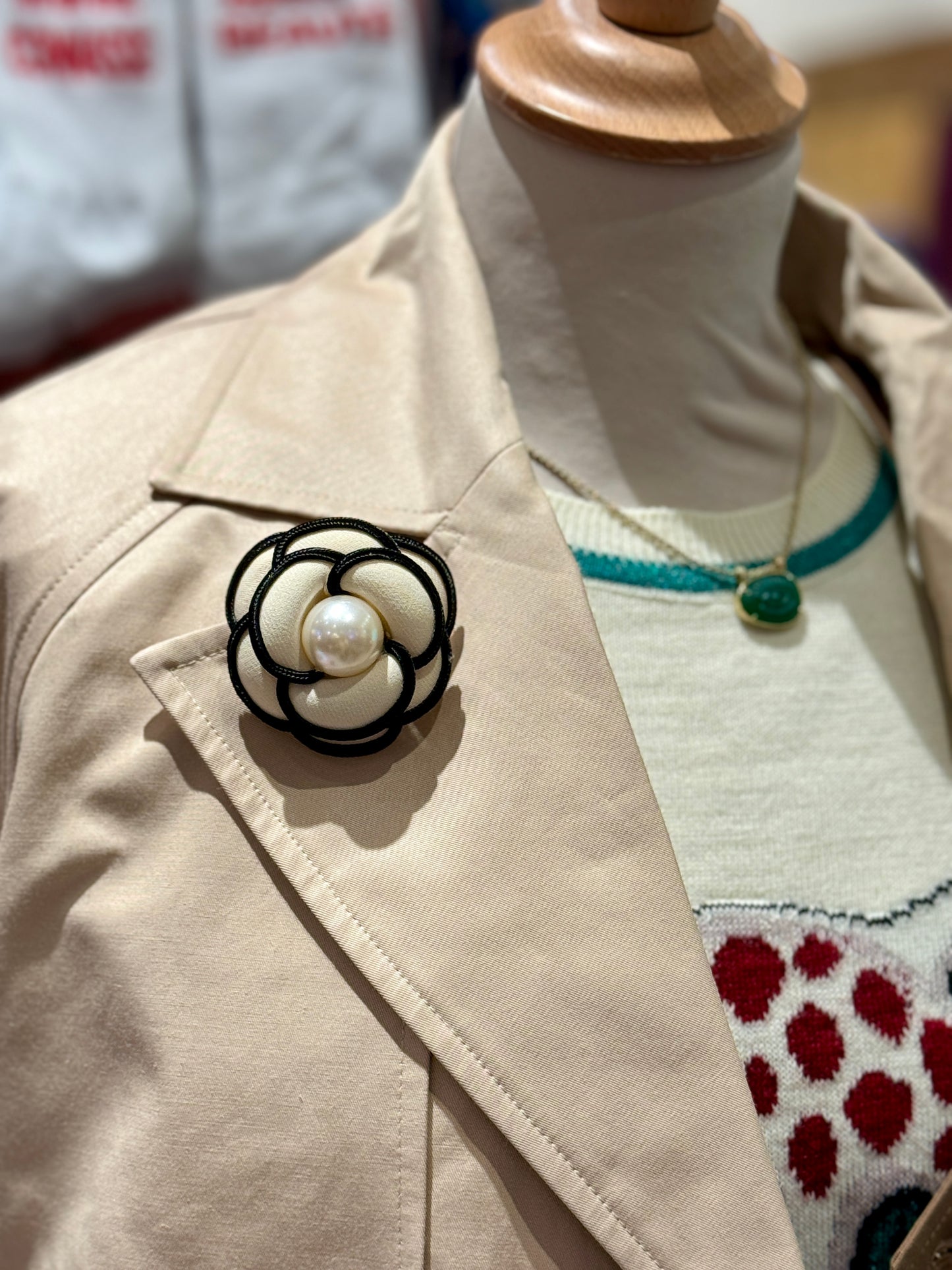 Broche Camélia