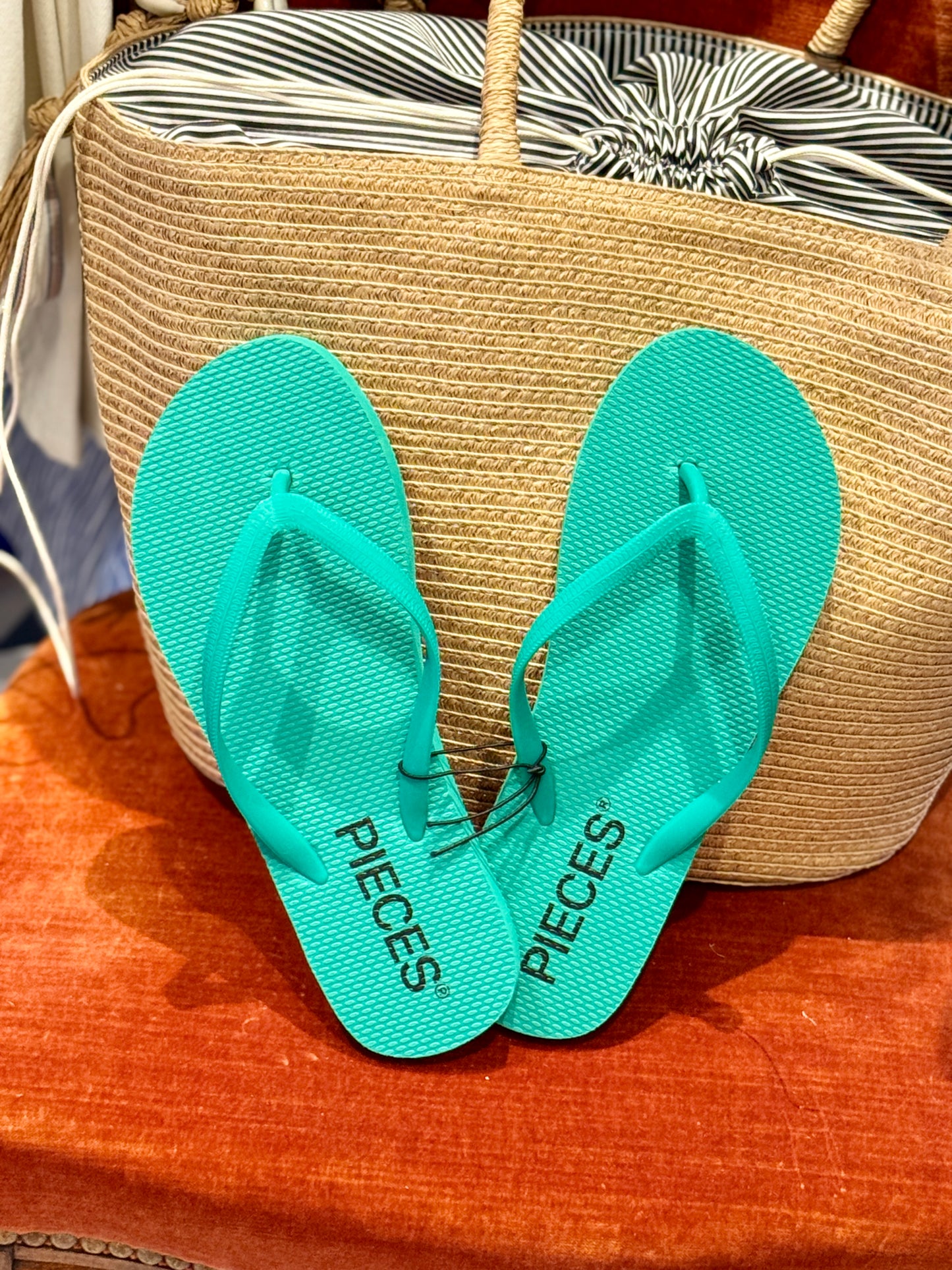 Tongs Green