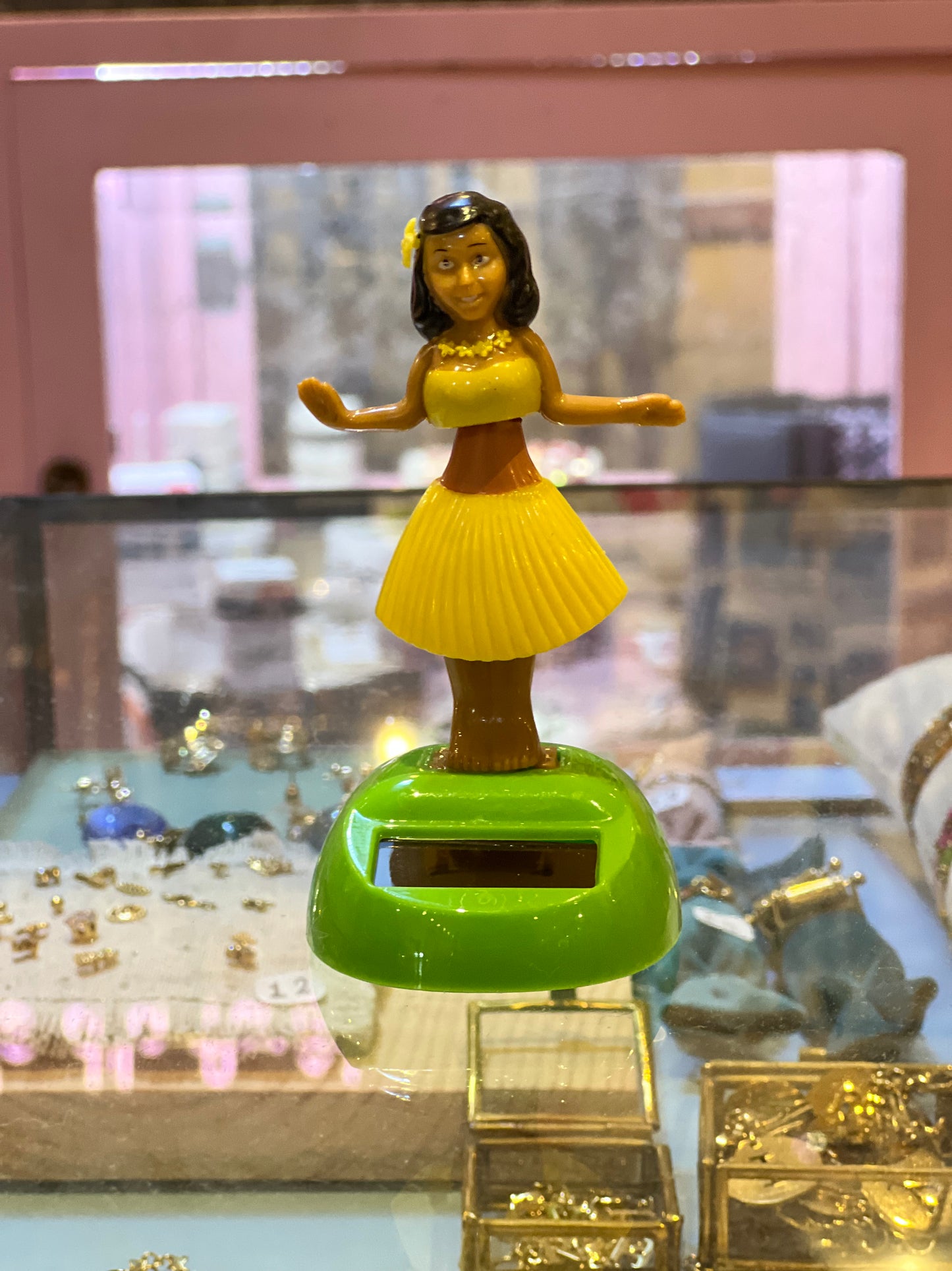 Figurine solaire Tahitienne !