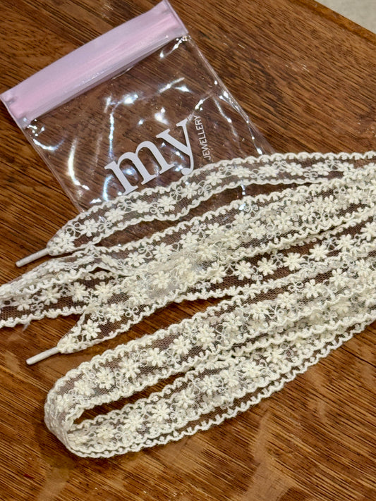 Lacets Dentelle