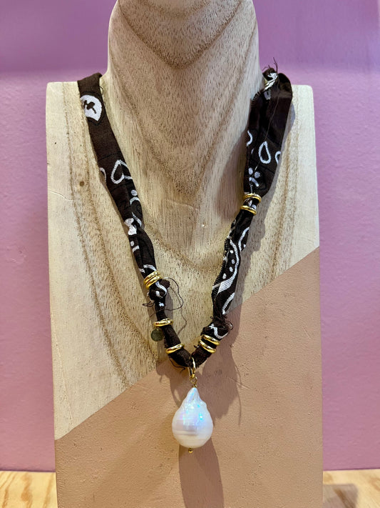 Collier Pearl Bandana