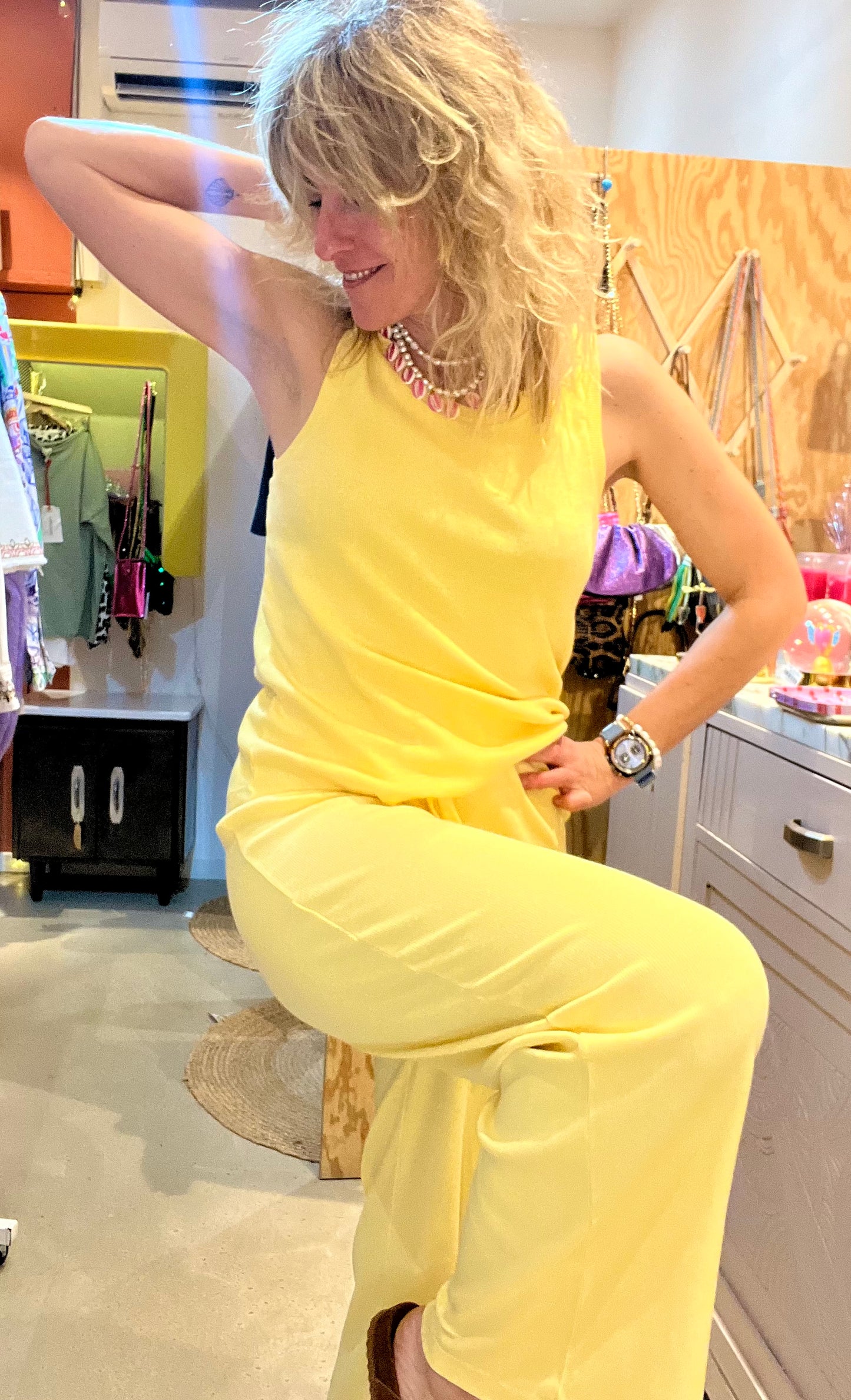 Pantalon jog Kim Basinger jaune