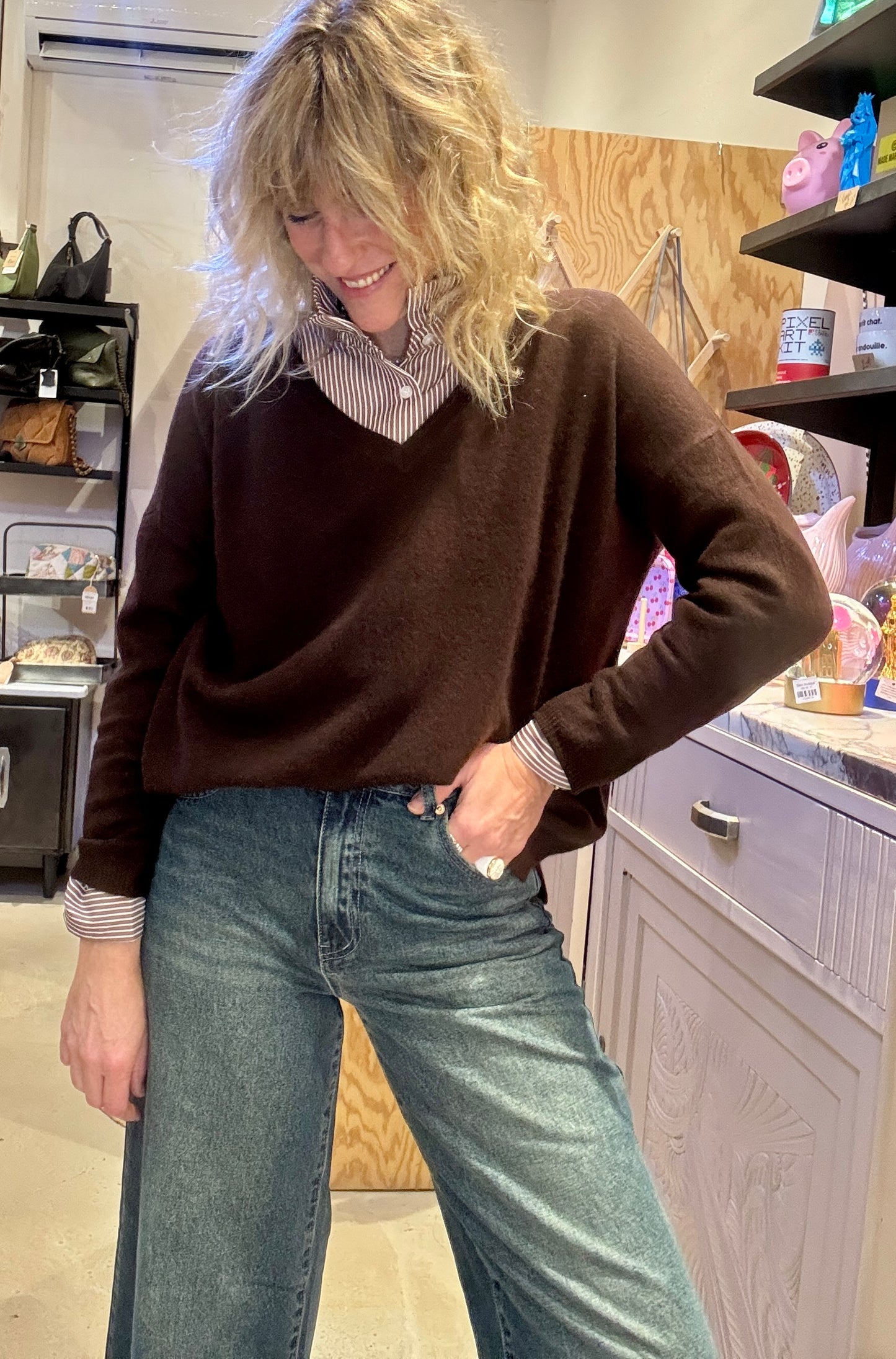 Pull Malène col V choco