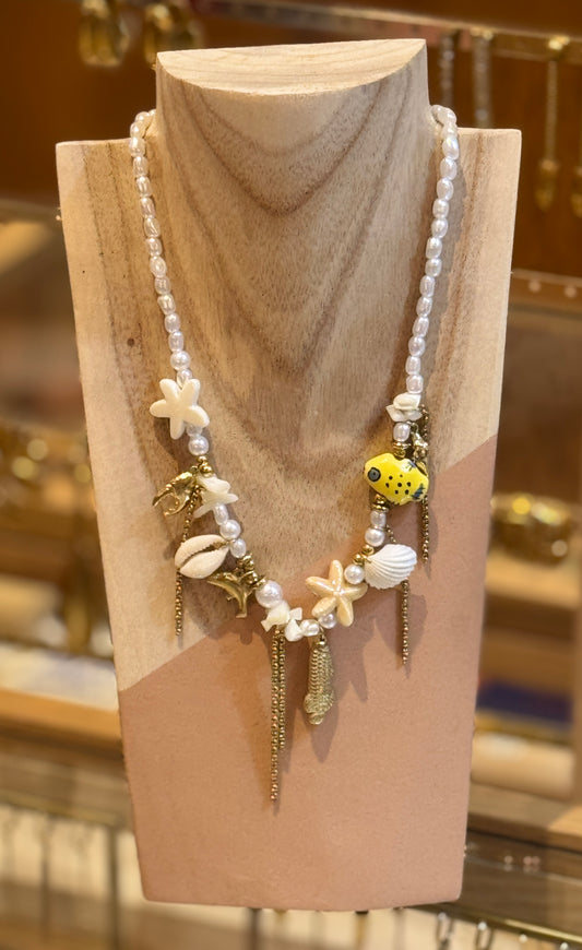 Collier Yellow Fish