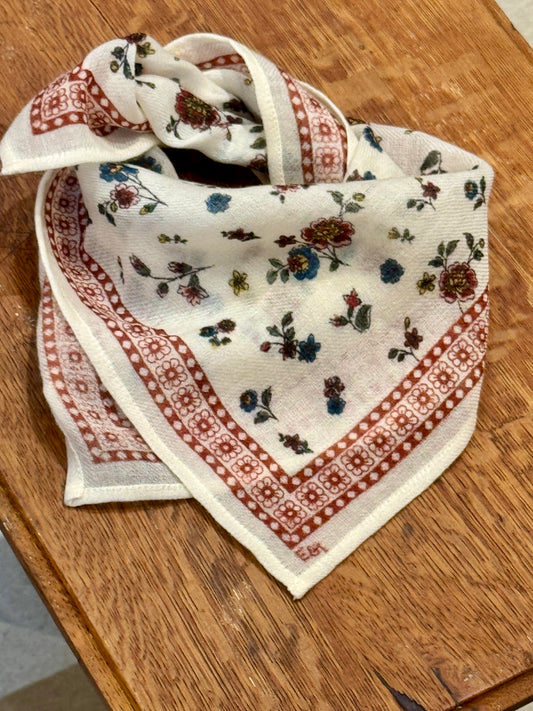 Foulard Camelia